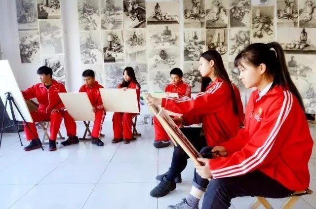 保定市美術中學 誠邀教育精英，共繪未來教育藍圖